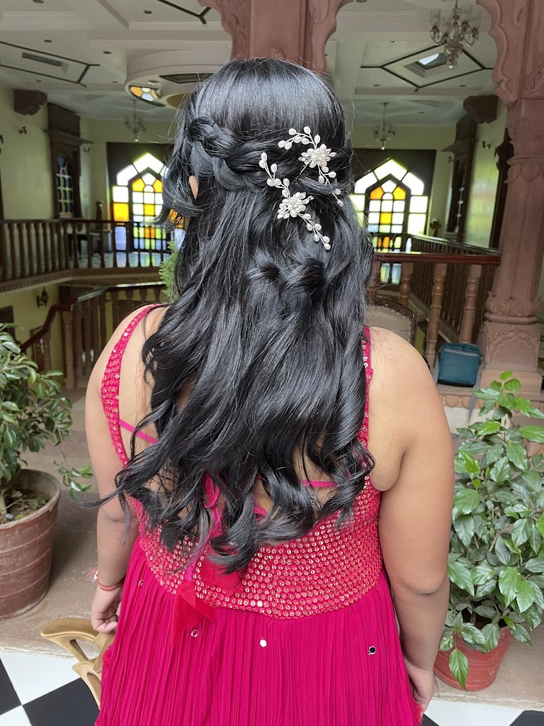 Nidhi Beauty Parlour