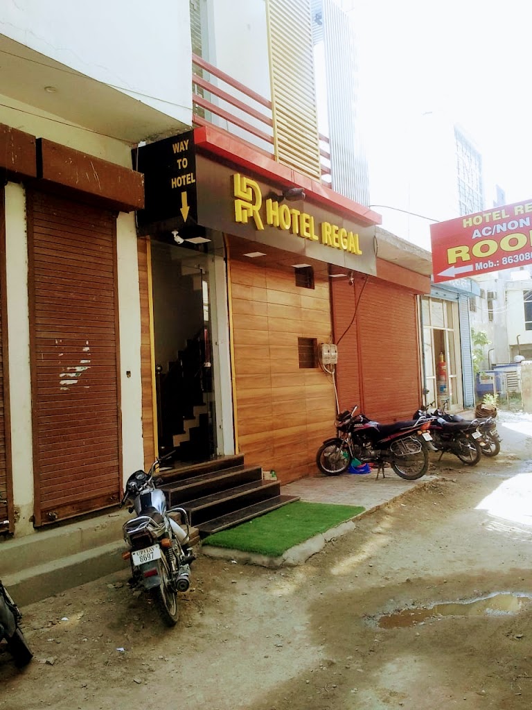Hotel Regal Railway Road Near State Bank Of India Ghanta Ghar Saharanpur
