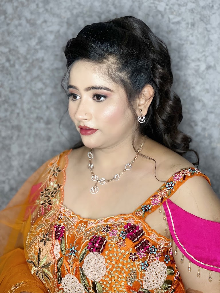 Adam Eves Unisex Salon Beauty Salon In Shahjahanpur