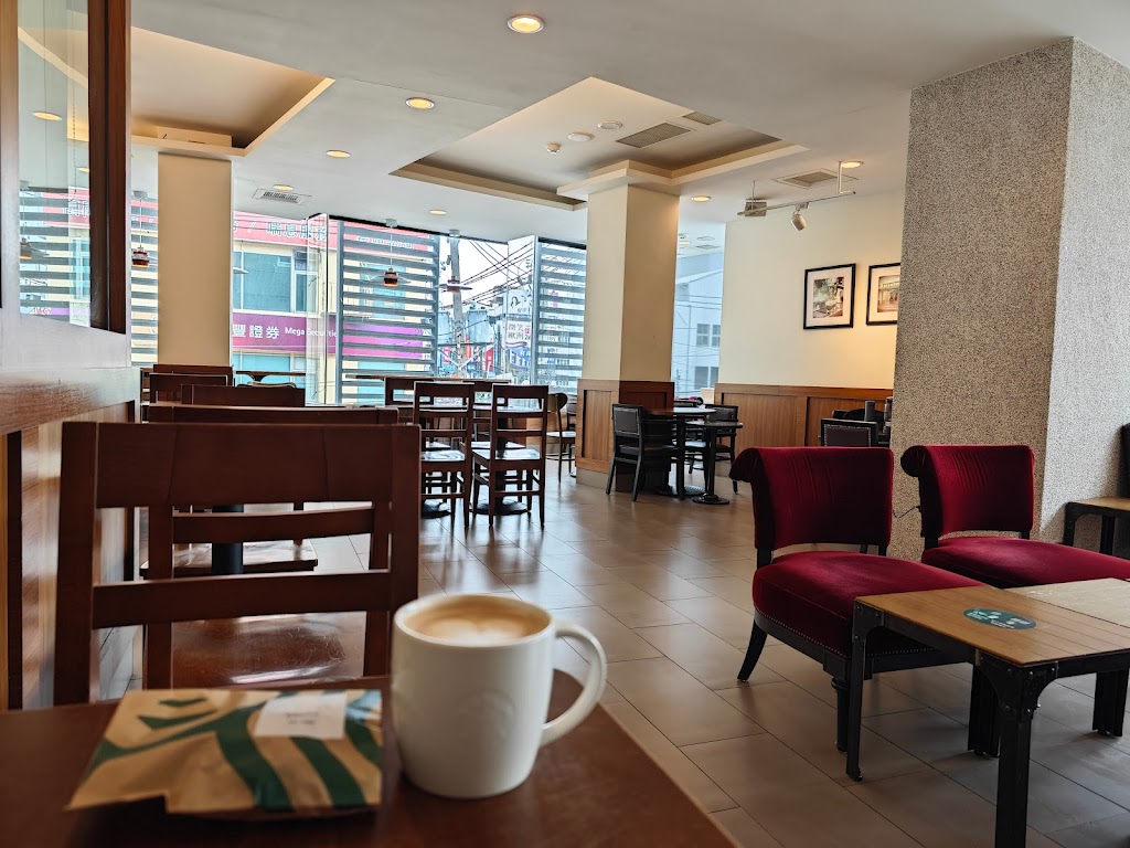 STARBUCKS 星巴克 (沙鹿門市) 的照片