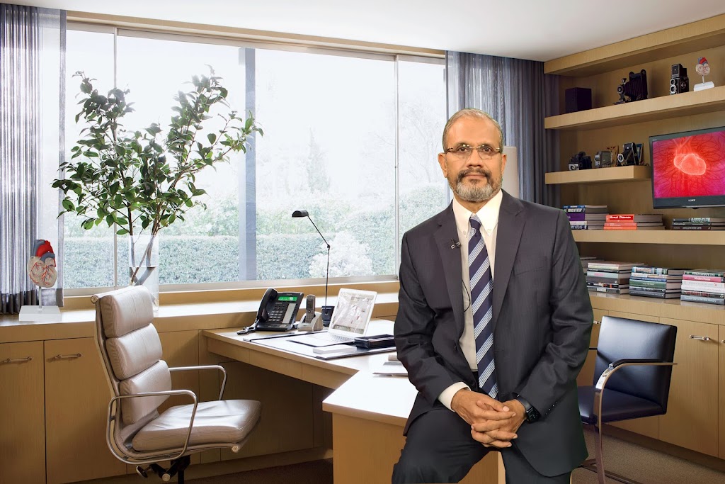 Dr. Dr Pavan Kumar Senior Cardiac Surgeon Lilavati Hospital S L Raheja Hospital Gleneagles Hospital And Bses Hospital