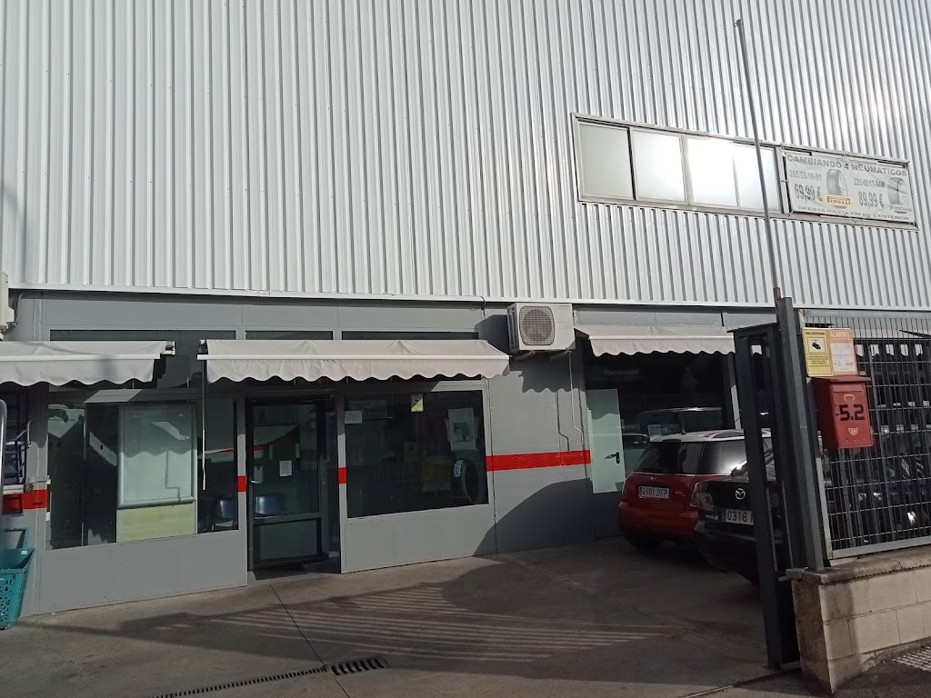 Serviauto Eurotyre — Exterior