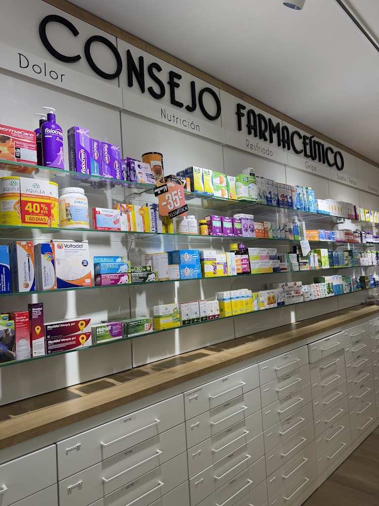 Farmacia Vazquez | Optica Vazquez | Centro Auditivo Audiologia - Farmacia en Pilas | 365 dias abiertos