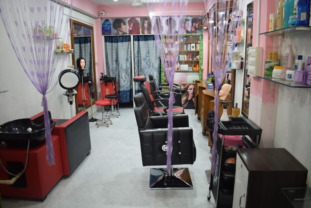 Minam Beauty Parlour