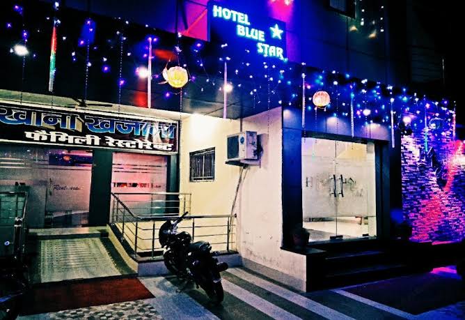 Hotel Blue Star