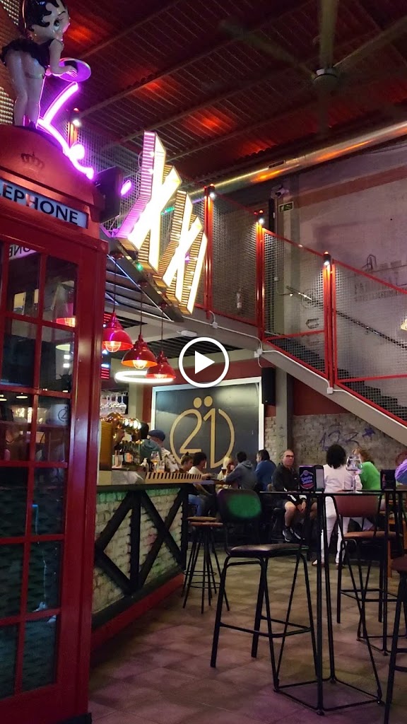 Bar Level 21 — Ambiente