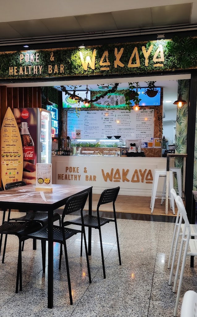 Wakaya Poke & Healthy Bar — Ambiente
