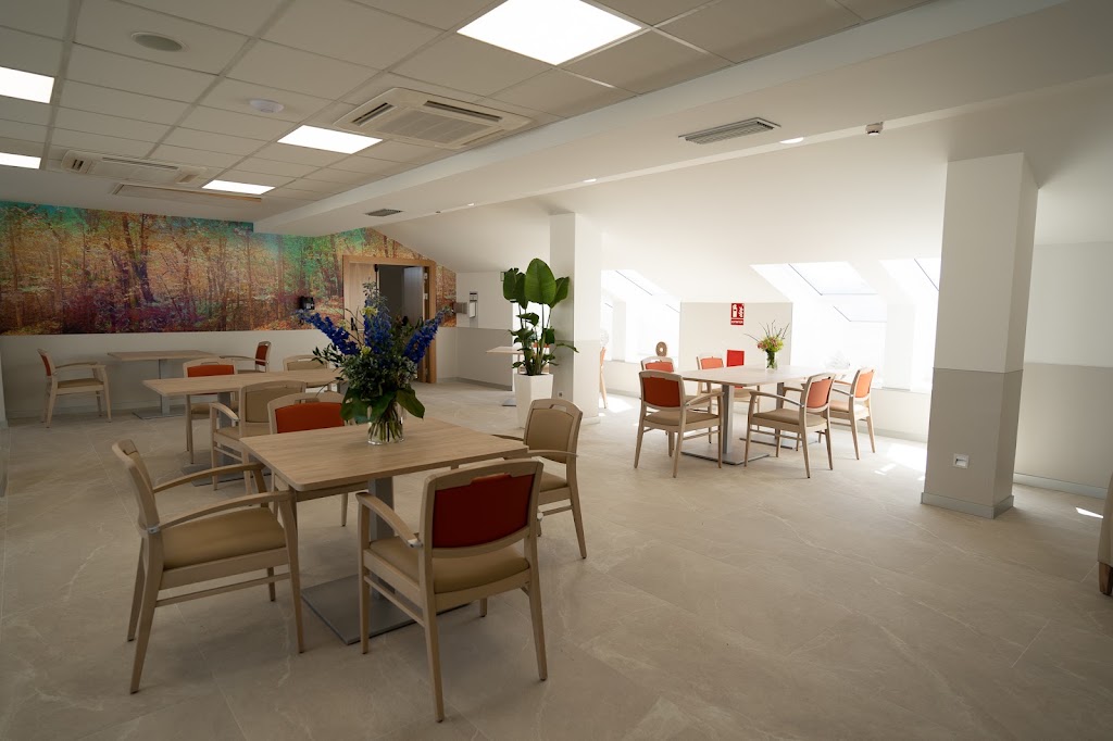 Residencia y Centro de dia | Mial Salud Galapagar — Del propietario