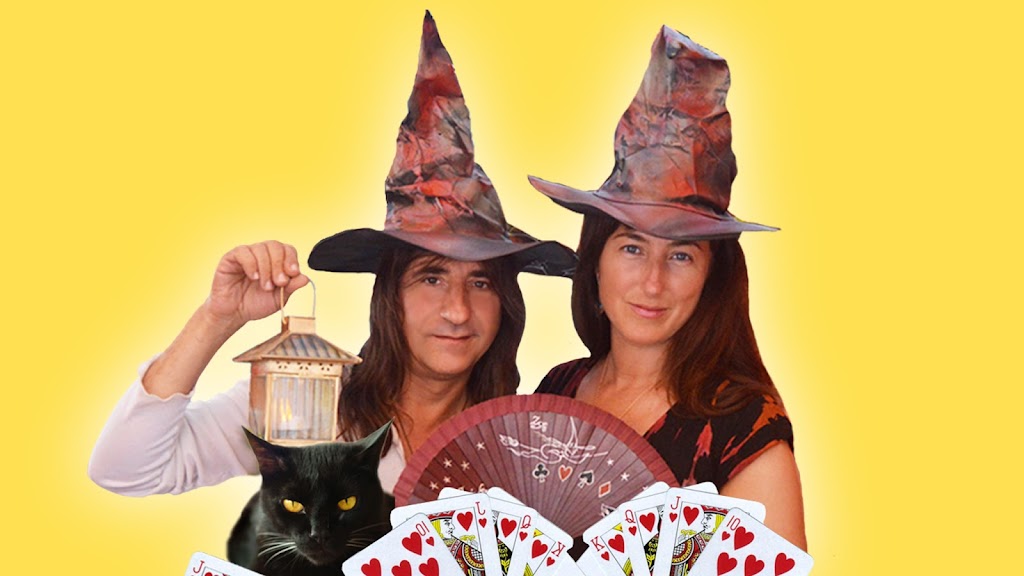 Javi Feroz y Diana Cazadora