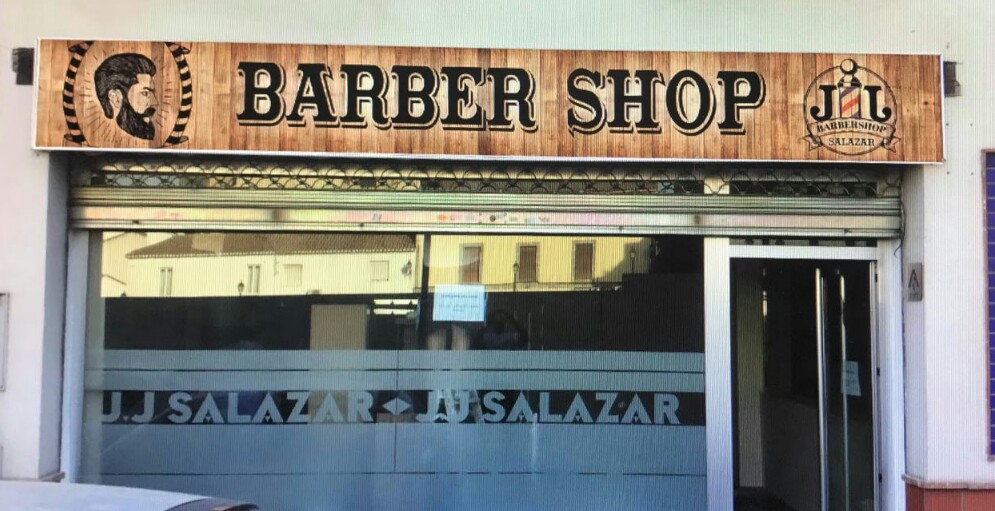 Peluqueria de caballeros JJ Salazar — Exterior