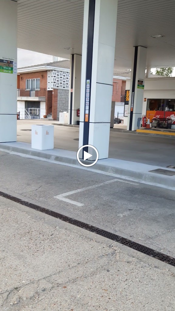 Estacion de Servicio Repsol — Videos