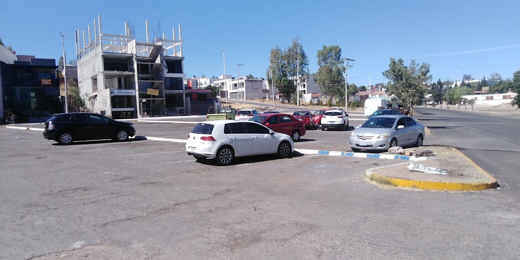 Estacionamiento Publico Parque Guadiana