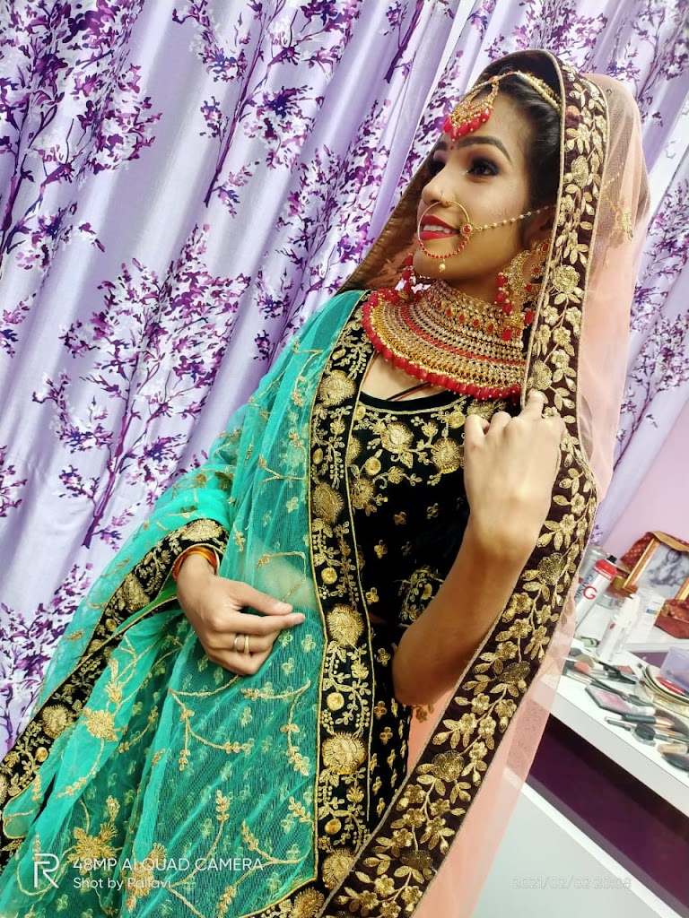 Suhasini Beauty Parlour