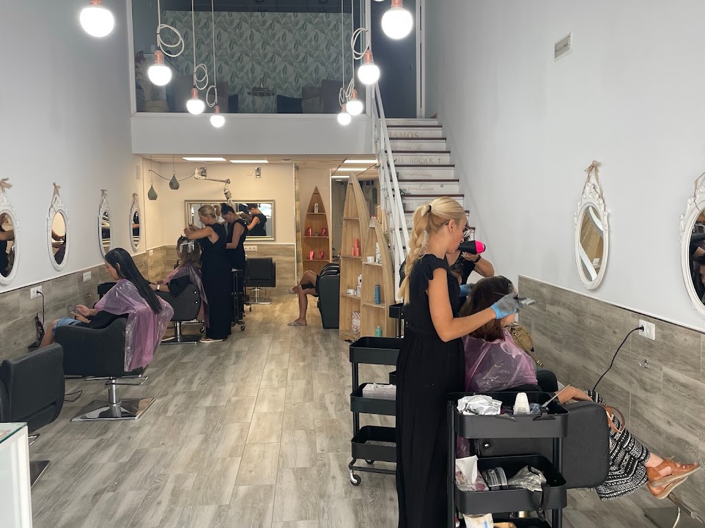 Daniella'S Peluqueros — Peinado
