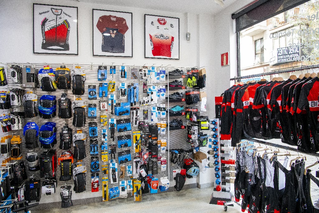 BIZZIS MAJADAHONDA — Interior