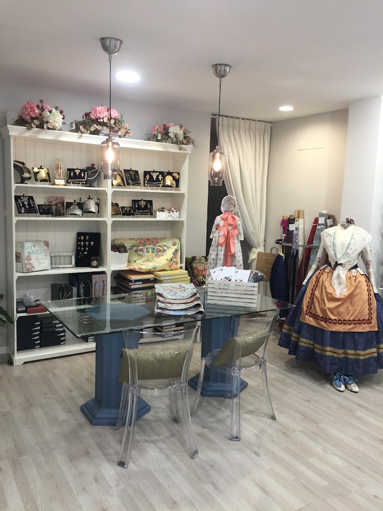 deSedaiOr Indumentaria Valenciana