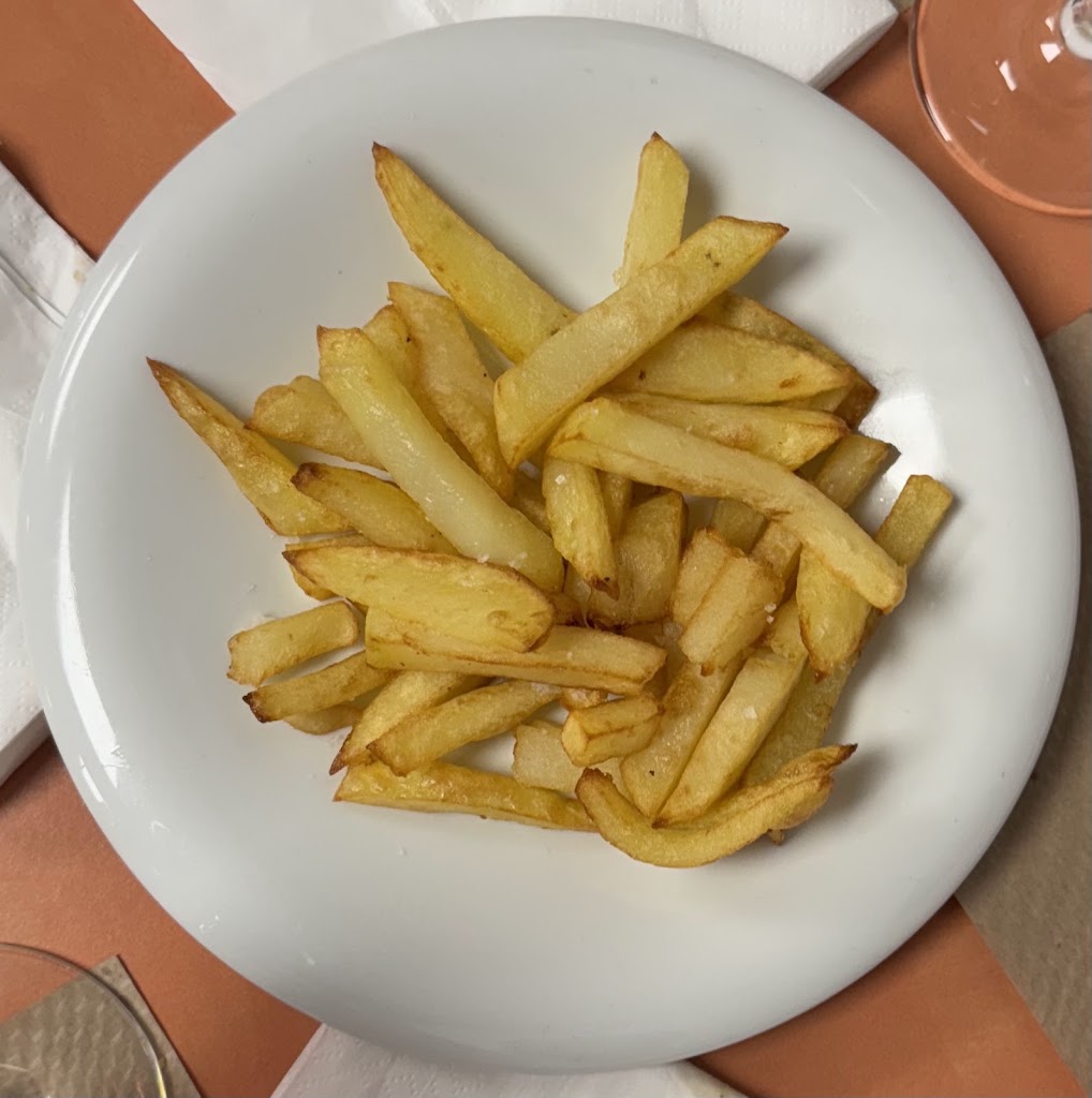 CAN AMAT ESMORZARS DE FORQUILLA — Comida y bebida