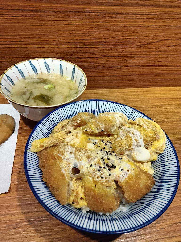 YU丼販 的照片