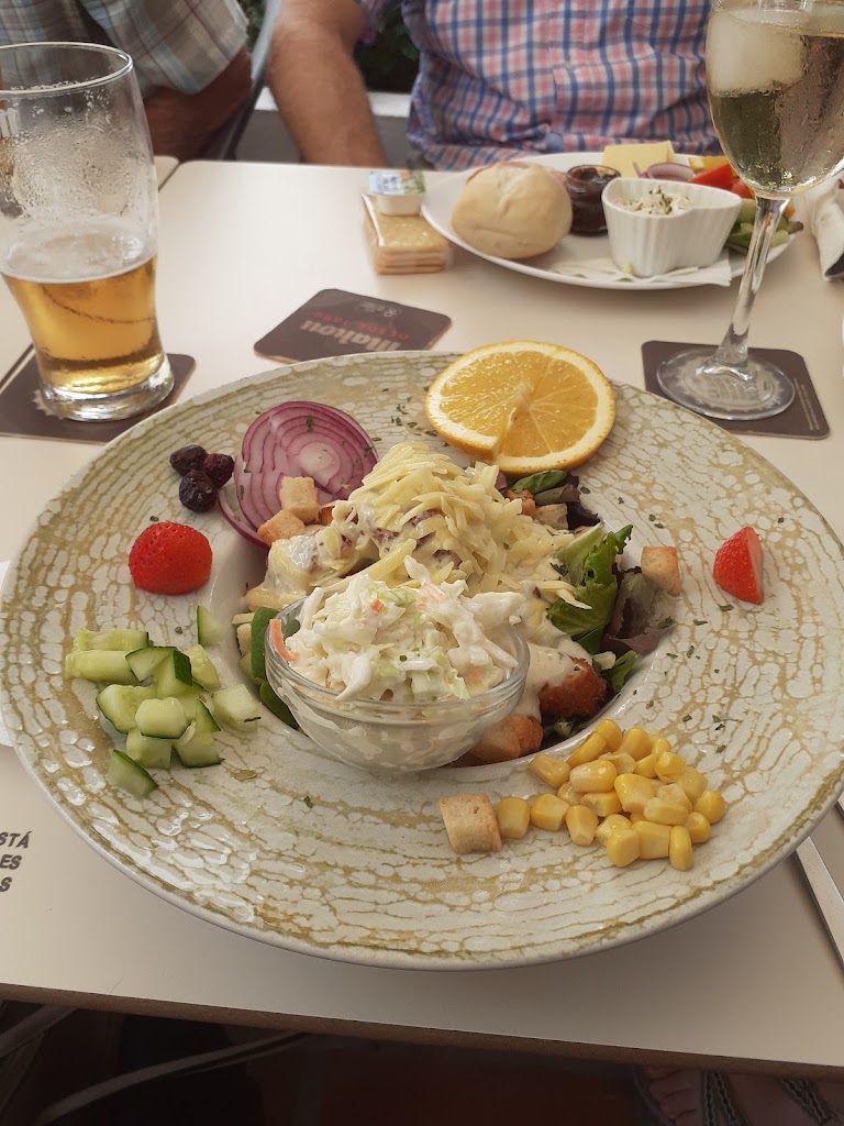 Potter's Lodge — Comida y bebida