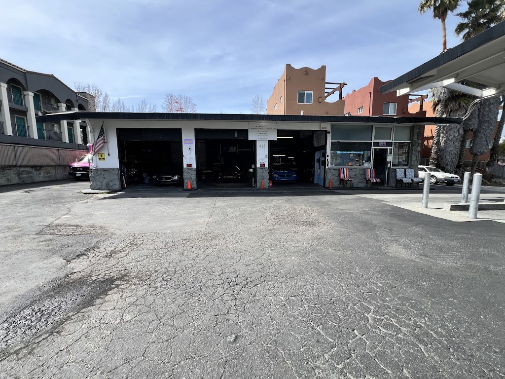 Auto glass shop in Santa Cruz