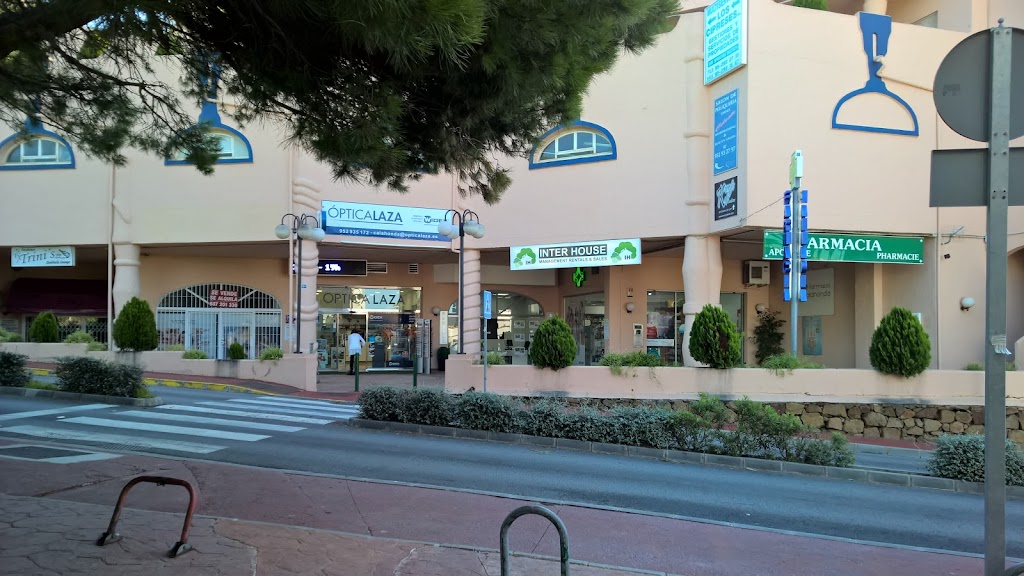 FARMACIA CALAHONDA (Lda. Maria Gonzalez-Carrascosa)