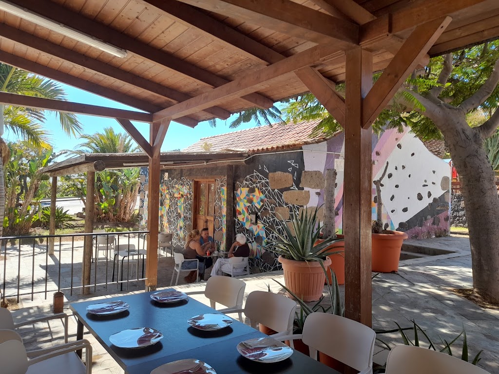 T. G. El Guachinche s.l.u. — Ambiente