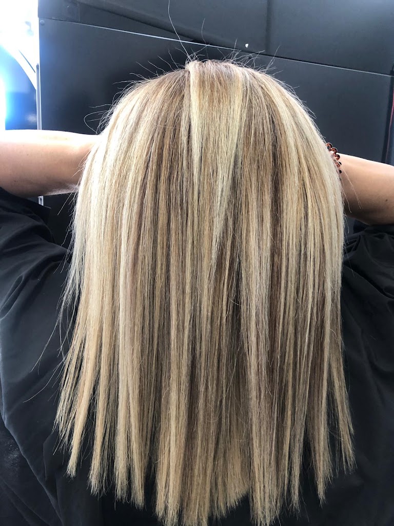 Gu Hair Salon — Peinado