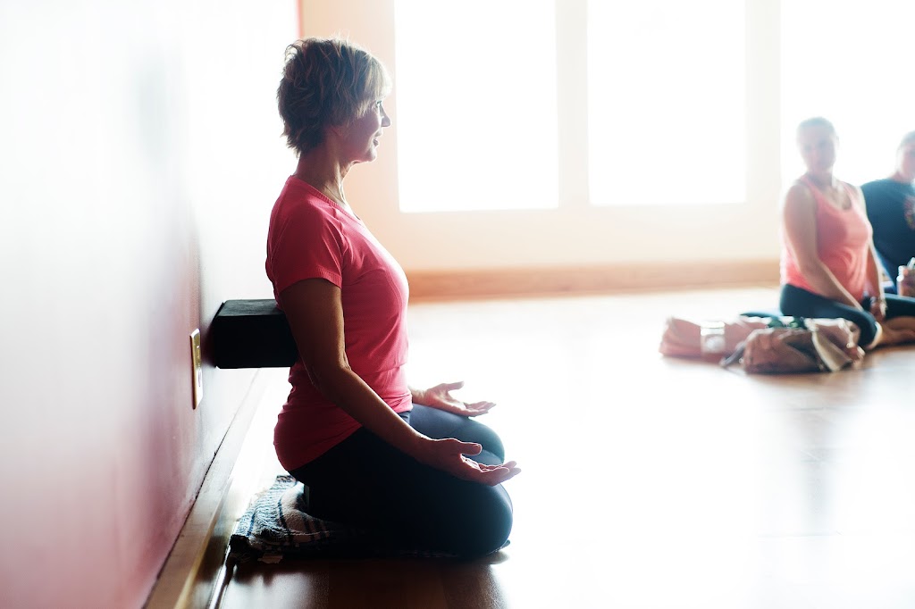  breathe yoga & juice bar