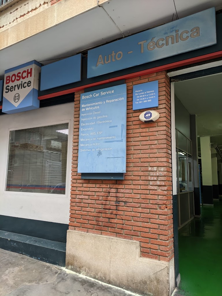 Taller Auto-Tecnica — Exterior