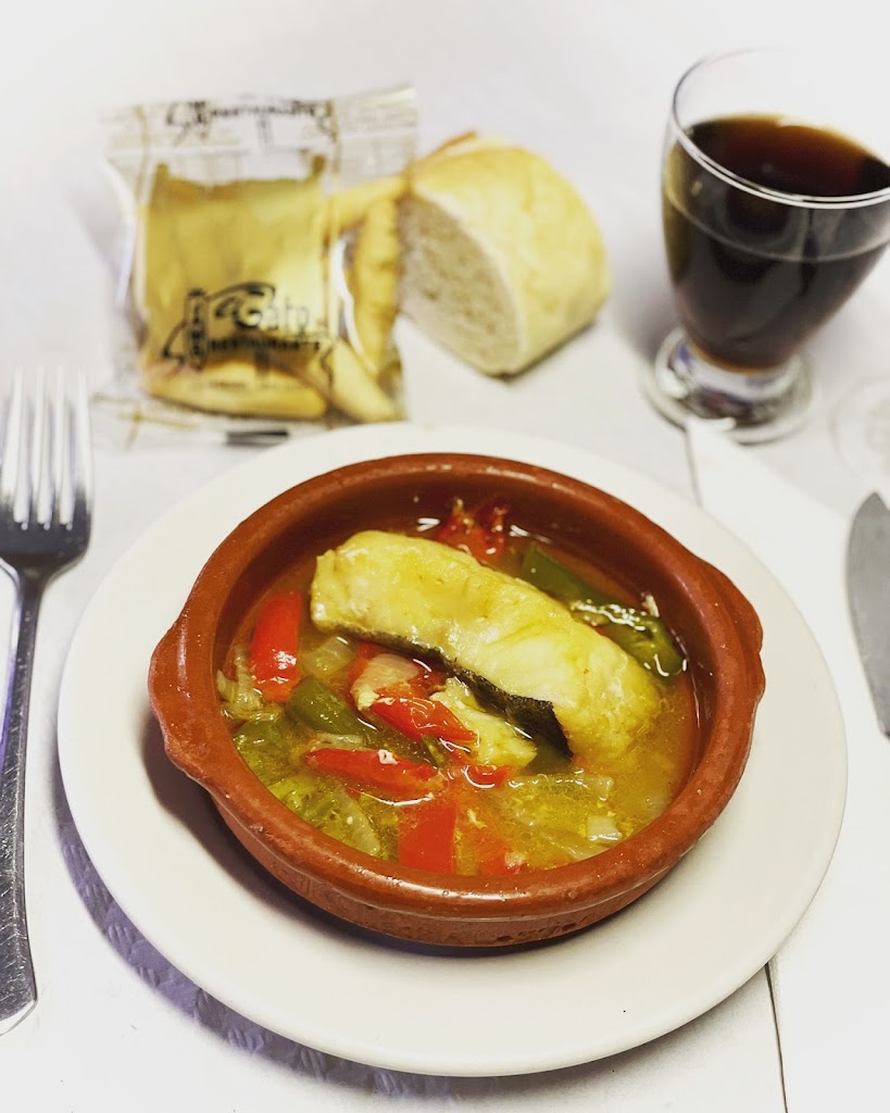 Restaurante El Gato — Comida y bebida