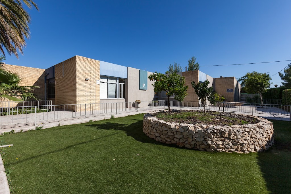 Entrenaranjos International School