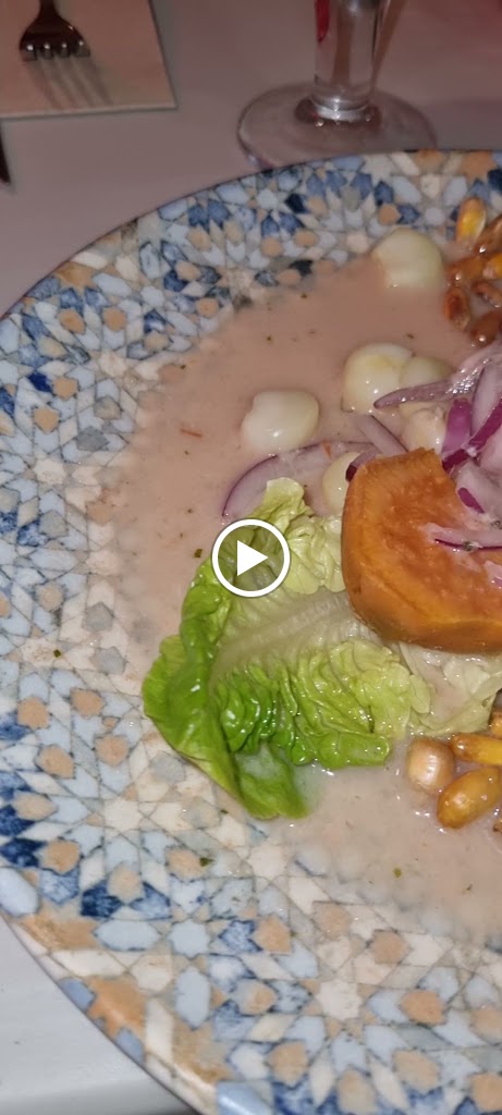 La Brasa Roja - Santa Coloma — Comida y bebida
