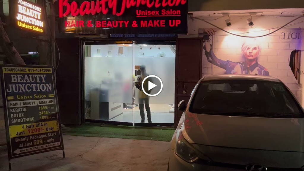 Beauty Junction Unisex Salon Bridal Makeup In Paschim Vihar