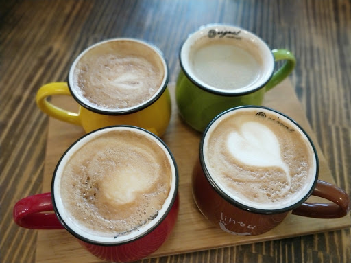 三隻貓咖啡 的照片