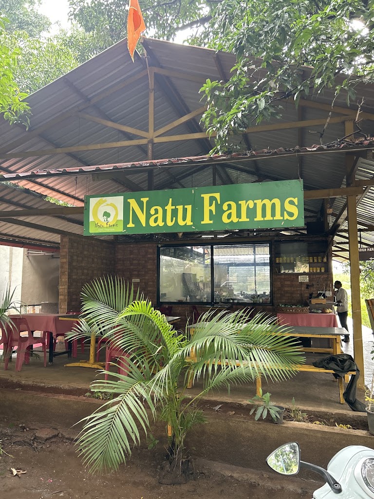 Naatuu Phaarms
