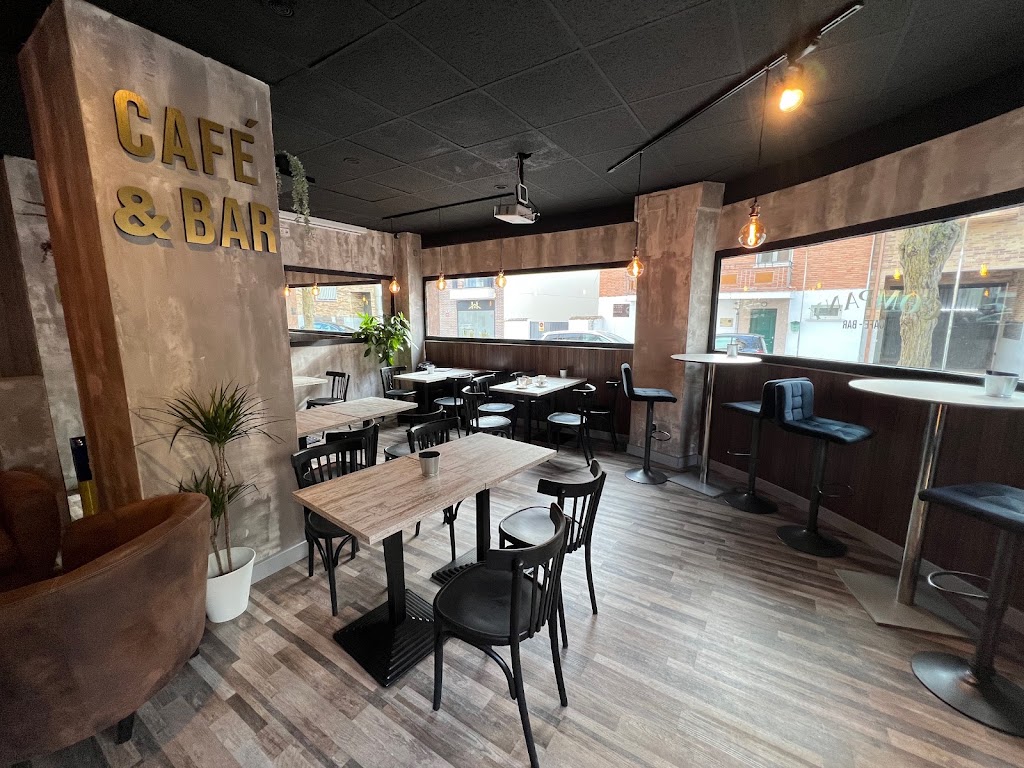 Company Cafe & Bar — Ambiente