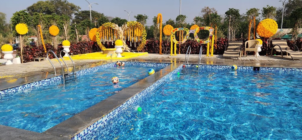 Woodland Resorts