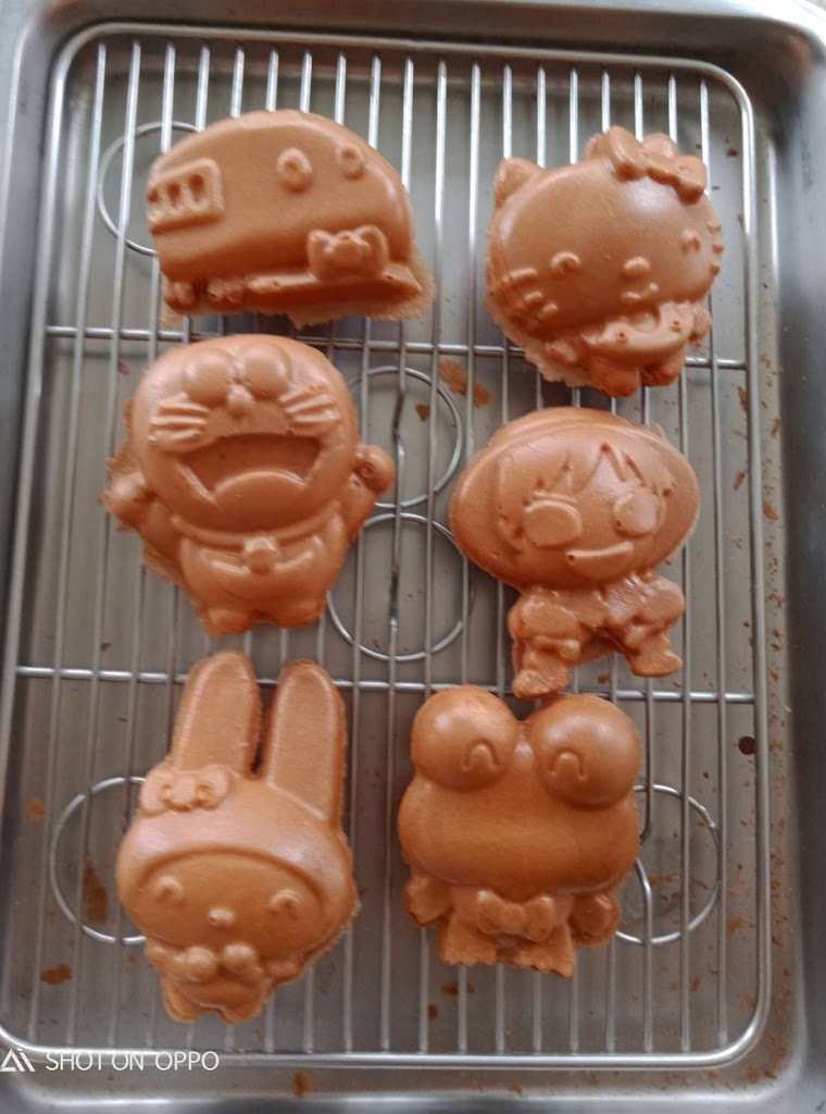 微笑小雞脆皮雞蛋糕 的照片