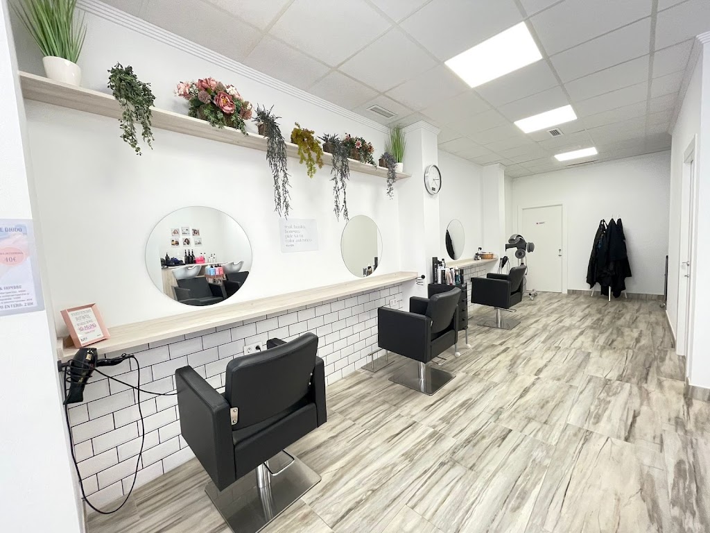 HAIR SALON ISABEL TENDERO