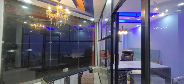 Oyo Hotel 4S