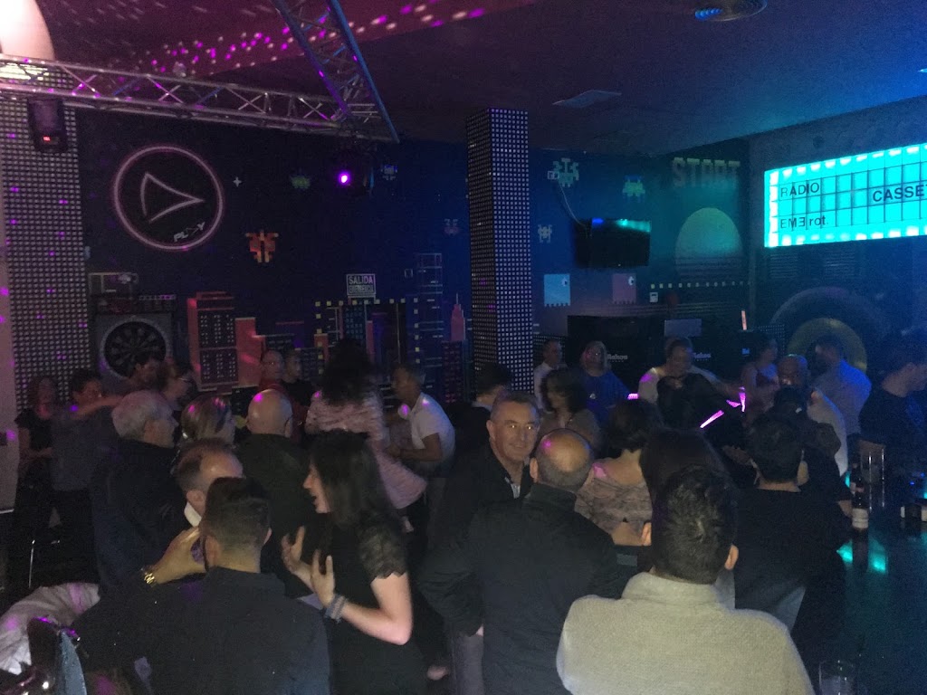 Bar Play — Del propietario