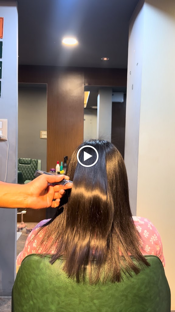 London Salon Aesthetics Unisex Beauty Salon Aesthetic Care Bengaluru