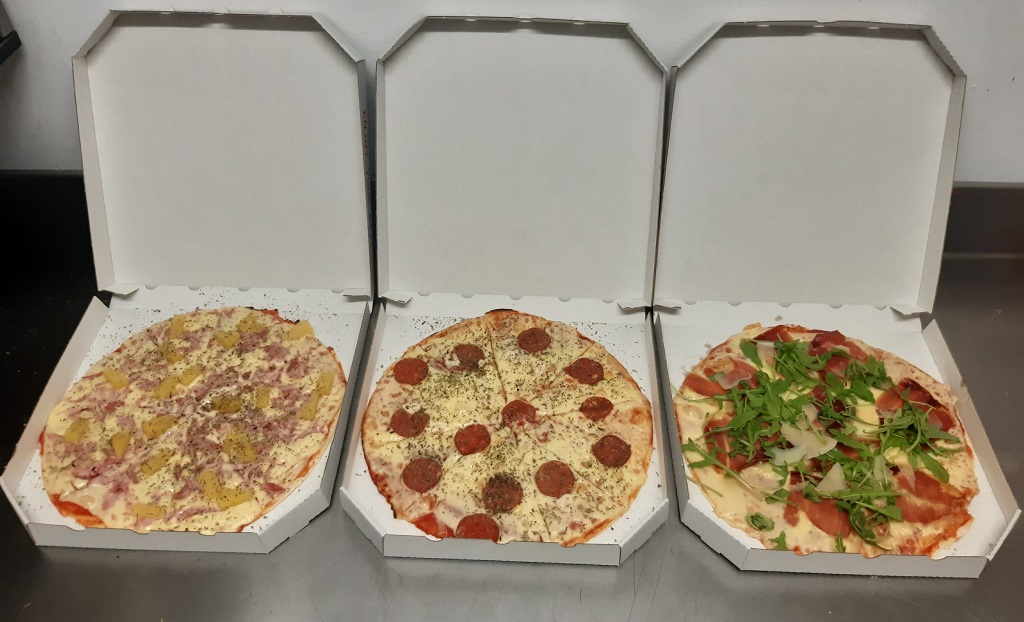 Cafeteria Senor Cafe — Comida y bebida