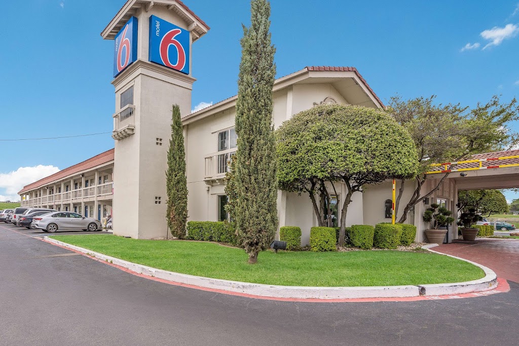 Motel 6 Dallas, TX - Market Center - Motel in Dallas , United States of America