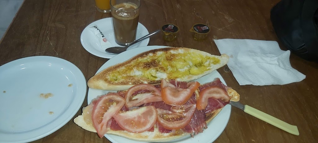 Cafe Bar Emana — Jamon