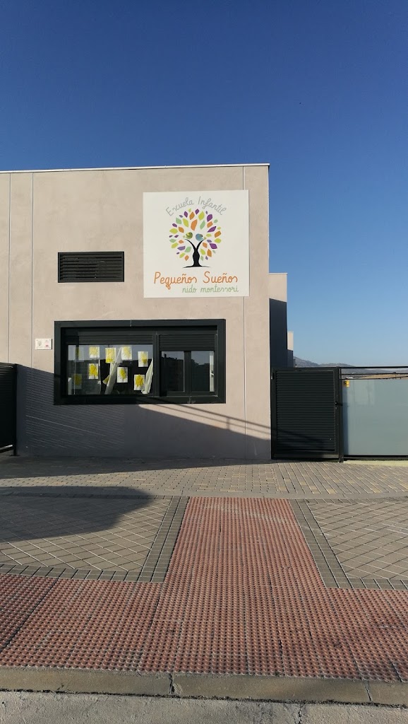Escuela Infantil Pequenos Suenos nido Montessori