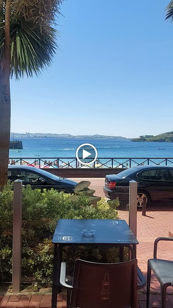 Restaurante Mami Mila — Videos