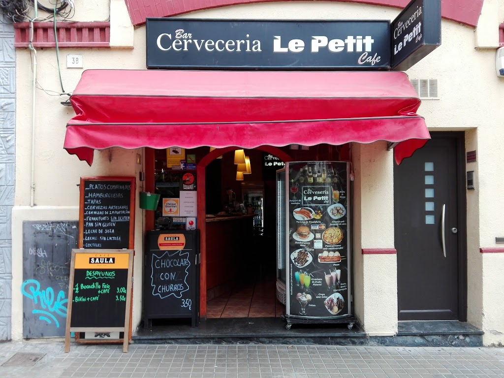 Le Petit Cafe/ Taverna de la Rambla