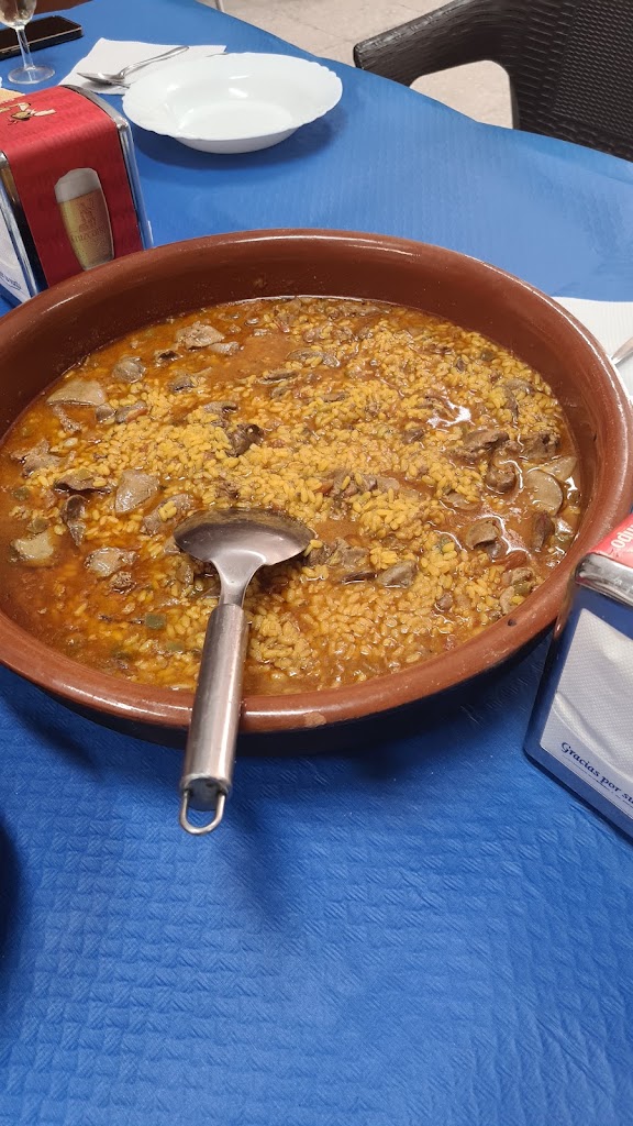 Bar Casa Carlos — Comida y bebida