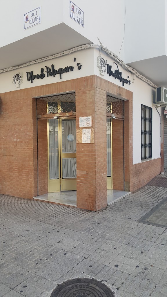Olmedo Peluquero's — Exterior